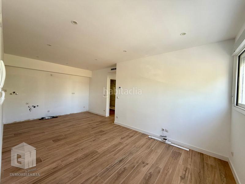 Foto a4ad90f9-7fef-4e78-865a-f17bd7f3491d. Bâtiment à usage industriel dans Las Castañeras - Bulevar Arroyomolinos