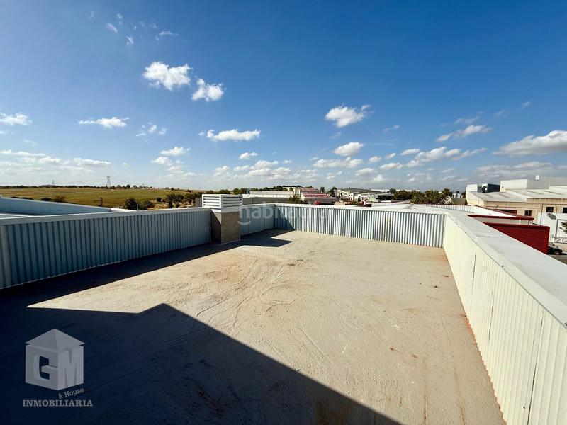 Foto a4cd0da2-2793-4436-9f47-88a88bd3891d. Bâtiment à usage industriel dans Las Castañeras - Bulevar Arroyomolinos