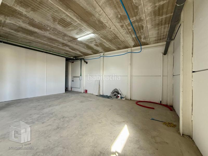 Foto bd7fa242-e1b4-4297-a77f-8bd405377abf. Bâtiment à usage industriel dans Las Castañeras - Bulevar Arroyomolinos