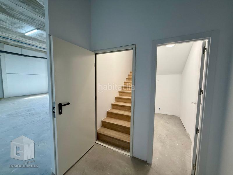 Foto bd97fe84-73e1-4fc2-a2fd-81534522f56c. Bâtiment à usage industriel dans Las Castañeras - Bulevar Arroyomolinos