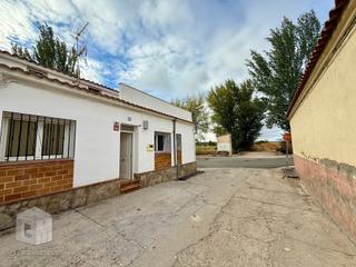 Mas à Otero. Casa de pueblo