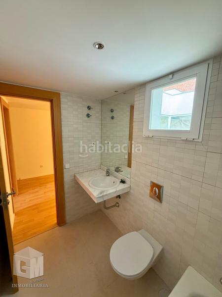 Foto 0ffb126f-29f0-44b2-9d94-ef7c5cc30261. Duplex con riscaldamento in Torre de Esteban Hambrán (La)