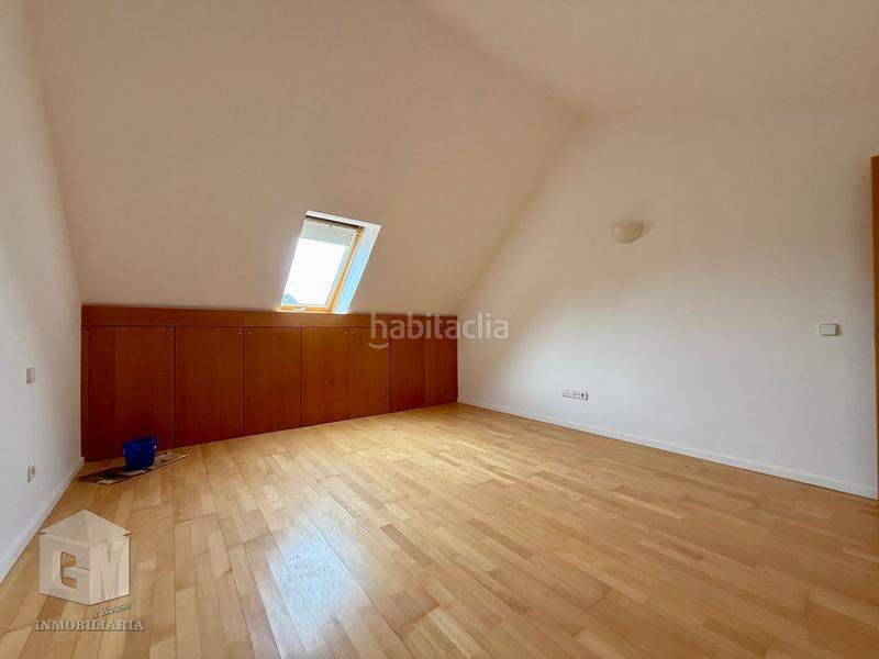 Foto 377b041a-bc19-4661-849d-f618dc6c9f44. Duplex con riscaldamento in Torre de Esteban Hambrán (La)