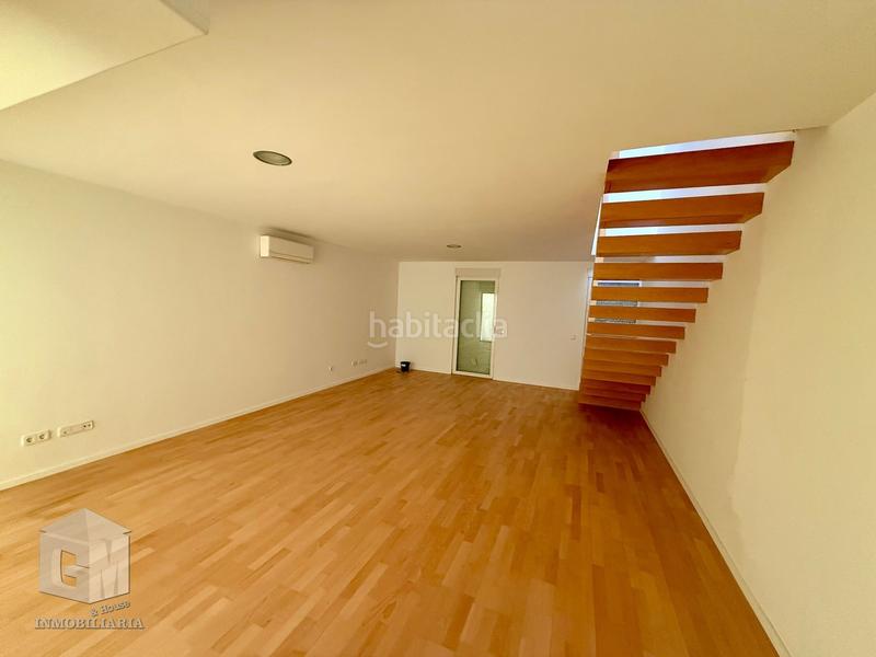 Foto 39729014-55d4-4452-847d-61aec9b98959. Duplex con riscaldamento in Torre de Esteban Hambrán (La)