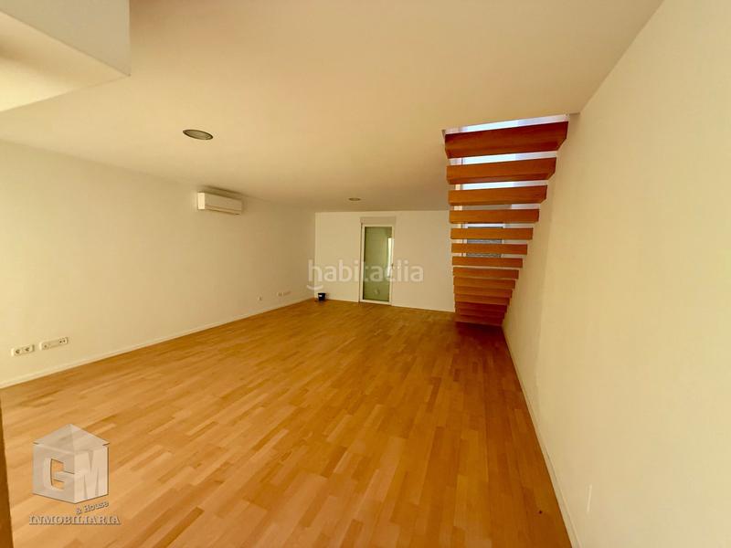 Foto 80d949ee-3b5b-4a1b-be87-c461689b283c. Duplex con riscaldamento in Torre de Esteban Hambrán (La)