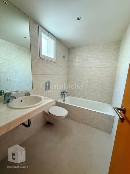 Foto 9f7724c6-dd58-4c23-aa92-fcfef4f08d0e. Duplex con riscaldamento in Torre de Esteban Hambrán (La)
