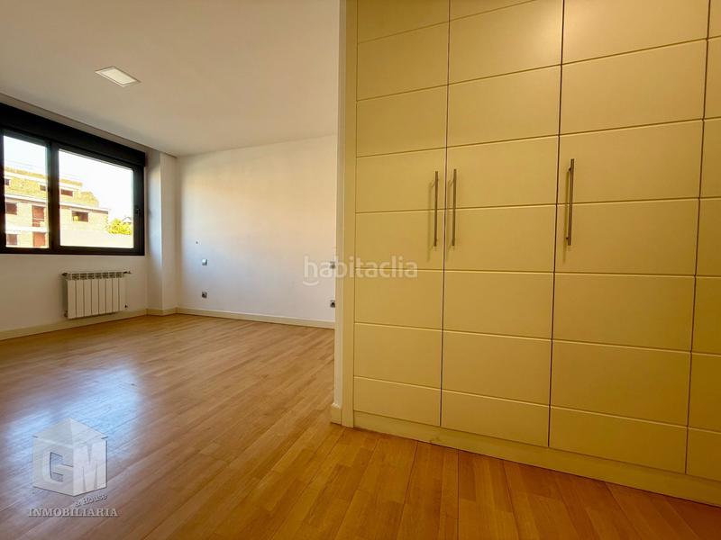 Foto b20fc60b-38b4-4a68-8b07-bb9460d555c6. Lloguer pis amb calefacció aparcament piscina a Las Castañeras - Bulevar Arroyomolinos