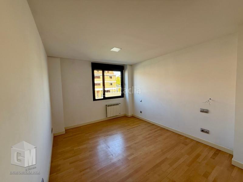 Foto 495e62f8-6a1b-405b-bfd9-031df2addb0e. Rent flat with heating parking pool in Las Castañeras - Bulevar Arroyomolinos