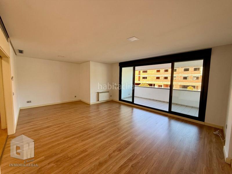 Foto fd731d99-2269-4afe-978e-bf2b2cd2c0ff. Rent flat with heating parking pool in Las Castañeras - Bulevar Arroyomolinos