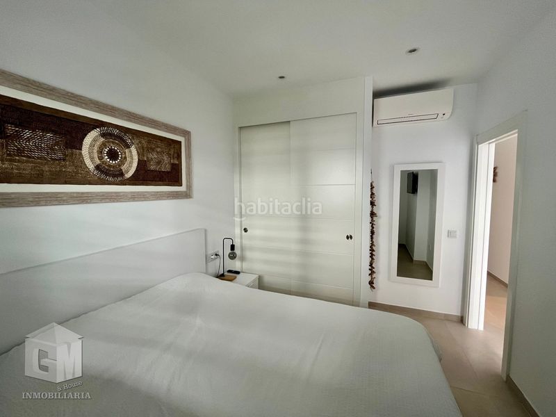 Foto 20fc45aa-7a6f-48b6-8ba5-e97eaec2f2cd. Apartament amb calefacció piscina a Tarifa ciudad Tarifa