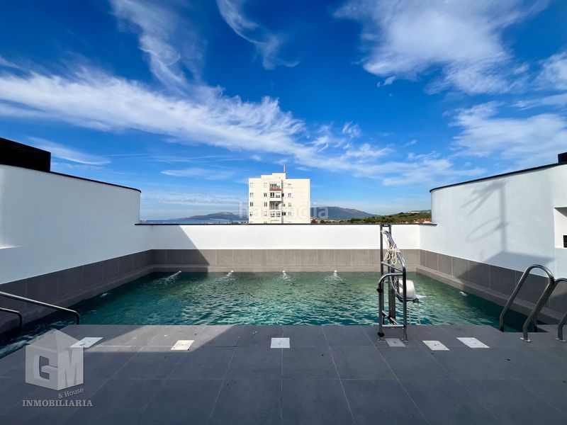 Foto 8af0de26-f44e-4a98-9d02-37b7c40f94a7. Apartament amb calefacció piscina a Tarifa ciudad Tarifa