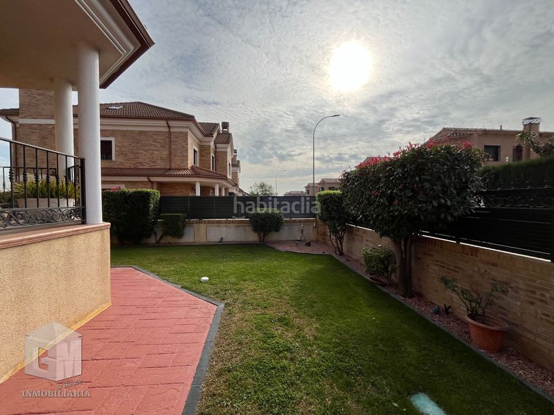 Foto 388b5573-e625-499b-b9d0-ffce71c4f90d. Casa amb calefacció aparcament piscina a señorío de Illescas Illescas