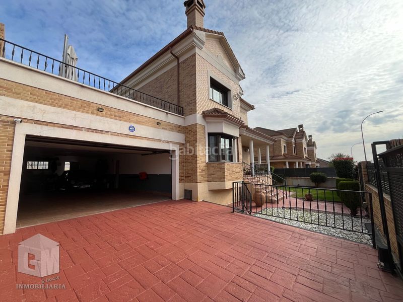 Foto d758413e-33a4-478e-a43f-2397e861ba10. Casa amb calefacció aparcament piscina a señorío de Illescas Illescas