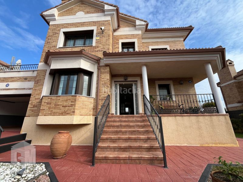 Foto f1f85f70-e982-49a9-8961-649789a26f31. Casa amb calefacció aparcament piscina a señorío de Illescas Illescas