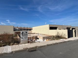 Casa adossada a Viso de San Juan (El). Parcela con proyecto viso de san juan