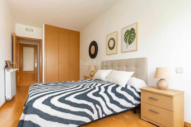 Foto 09dbe2cf-5a98-4dbf-a072-d273ce566d40. Pis amb calefacció aparcament piscina a Montecarmelo Madrid