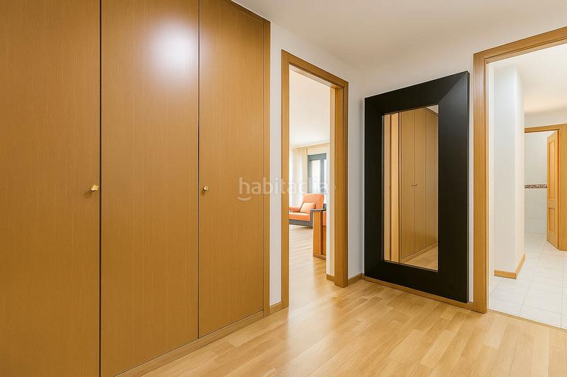 Foto 295011e5-0831-44b5-9b8c-62cf0bb63080. Pis amb calefacció aparcament piscina a Montecarmelo Madrid