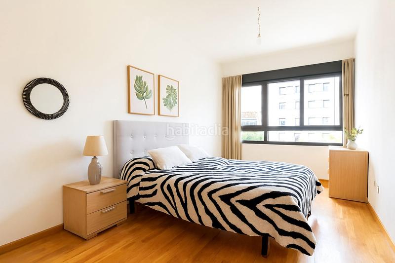 Foto 6eb546de-97f2-4d36-a7c9-76ebd8246b62. Pis amb calefacció aparcament piscina a Montecarmelo Madrid