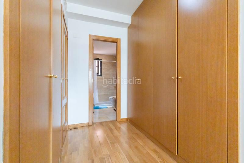 Foto b077b05f-e1c6-4509-aef6-6c2c1c598682. Piso  en monasterio de las huelgas-Montecarmelo en Madrid