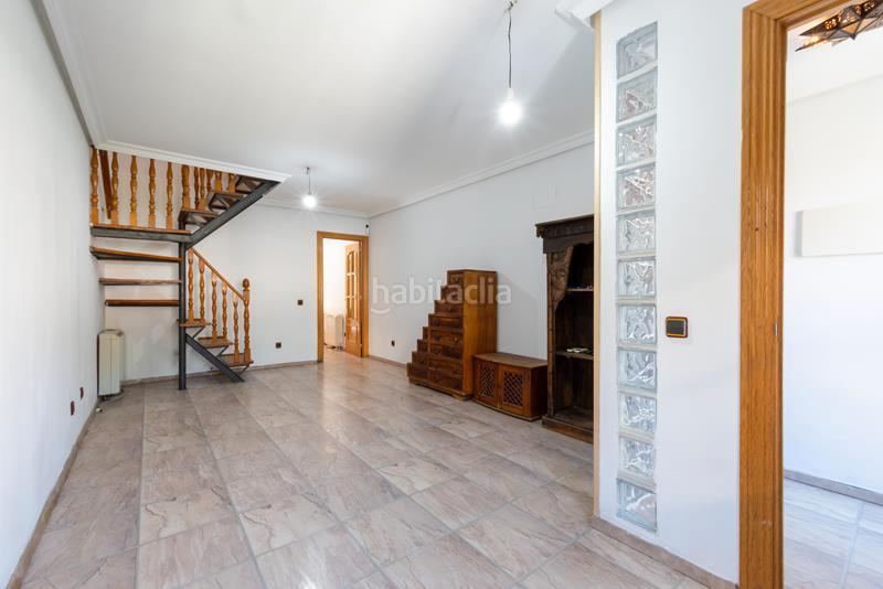 Foto 0f340249-72fb-4b49-9a8b-8a19c0d2aa2c. Duplex avec chauffage dans Tres Olivos-Valverde Madrid
