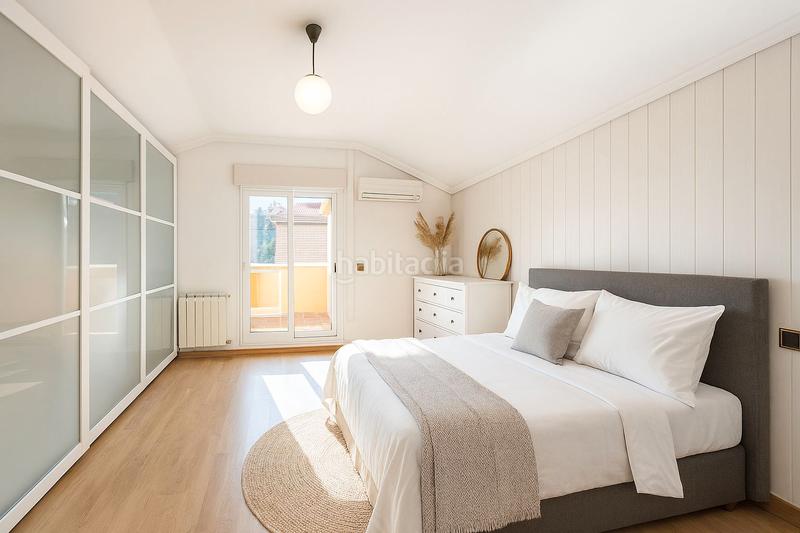 Foto 242b0166-b596-4ef2-b26e-b09fb9a9ab34. Duplex avec chauffage dans Tres Olivos-Valverde Madrid