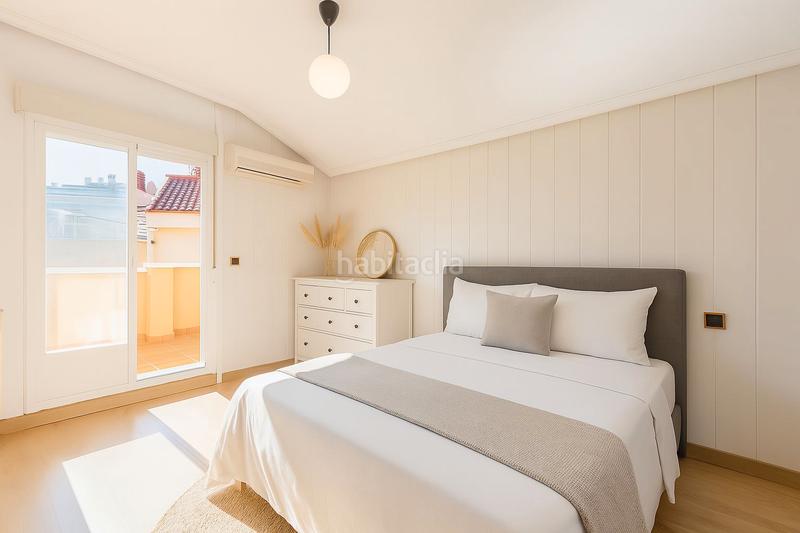 Foto 476ac6a3-a229-4796-bdf1-8481da0ffc8a. Duplex avec chauffage dans Tres Olivos-Valverde Madrid