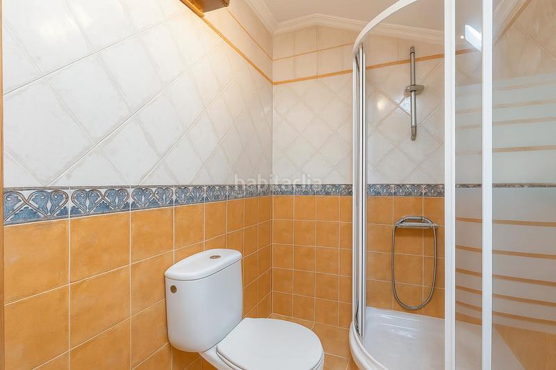 Foto 62a0d52f-1cff-4bd5-b0ea-8fd7f2c26e9c. Duplex avec chauffage dans Tres Olivos-Valverde Madrid