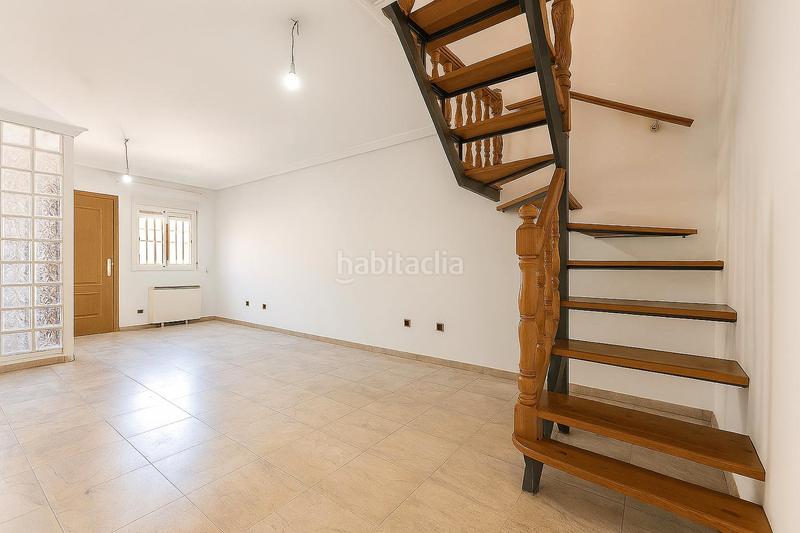 Foto 9233ea71-c32e-4057-8b0e-e79de3a060e2. Duplex avec chauffage dans Tres Olivos-Valverde Madrid