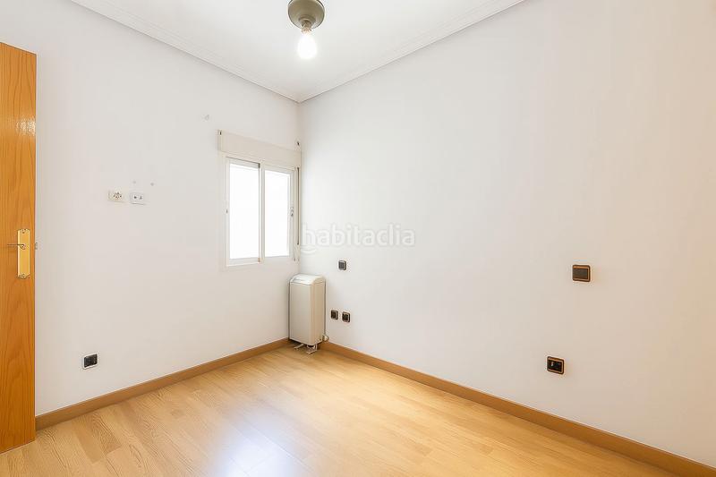 Foto 9368cc9a-7c2b-4d57-bced-7cb191ec27b0. Duplex avec chauffage dans Tres Olivos-Valverde Madrid