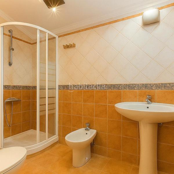 Foto fdc1732e-91ca-4dd2-825a-18a5ba55887e. Duplex avec chauffage dans Tres Olivos-Valverde Madrid