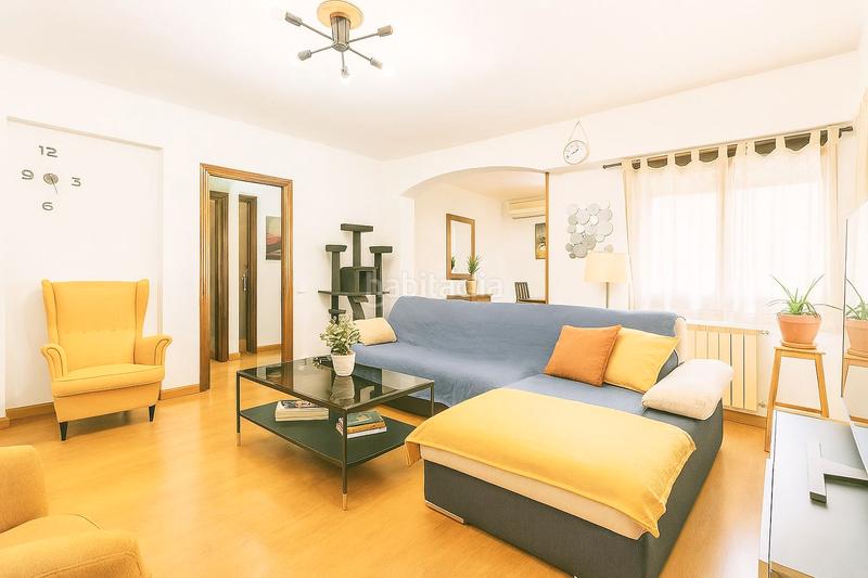 Foto 5b5b54f8-5261-4e76-b662-46e246f82d35. Dúplex  en santa ana baja en Tres Olivos-Valverde Madrid