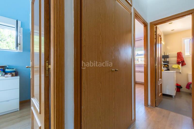 Foto 471174aa-d3d7-491e-8af1-00a1b15fc6c4. Casa adosada chalet adosado en caldas de estrach en Madrid