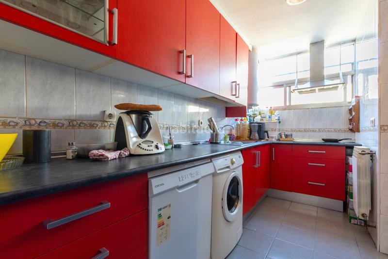 Foto 5a6b87db-7689-4455-9c0b-33fcfd97fb9f. Casa adosada chalet adosado en caldas de estrach en Madrid