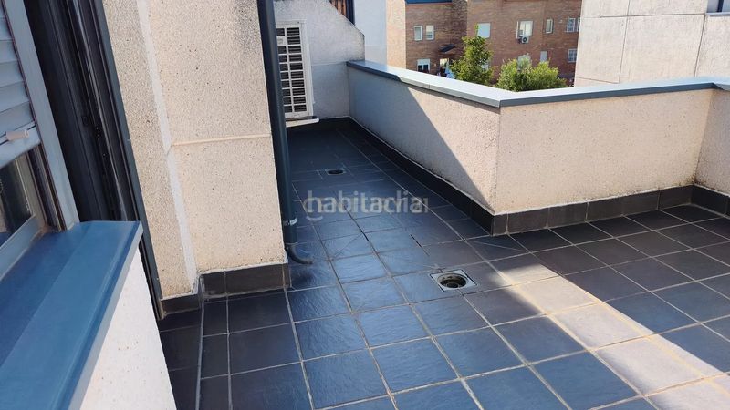 Foto 462ec307-bab2-4beb-9122-14dbffc30290. Casa adossada amb piscina a Parla este Parla