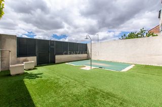 Maison jumelée  Cl planeta saturno 41parla (madrid). Chalet adosado en parla este
