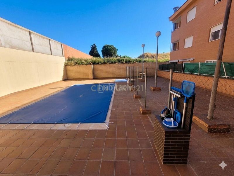 Foto 506b10ea-270b-47b4-a380-c0c1ee57a1a4. Apartament a Camarena