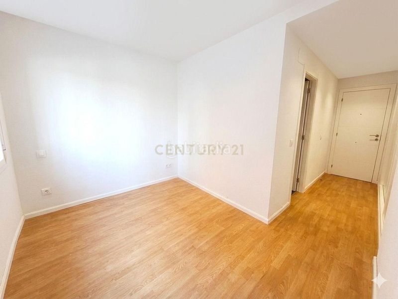 Foto 75fc8309-b461-491f-a6a0-d86cce557384. Apartament a Camarena
