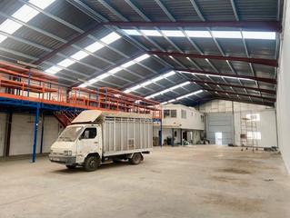 Lloguer Nau industrial  Carrer camí de la mar. ¡suministros en alta, ignifugada y depósito, oficinas 60m2!