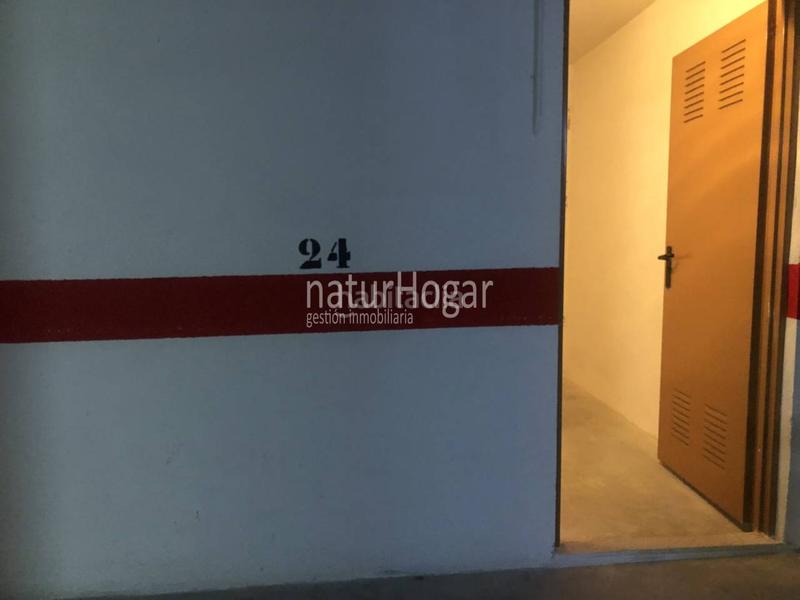 Foto 5b7c3a88-1cda-44b8-934d-6edcdb220d82. Aparcament cotxe a castell de la creu 15 a Massarojos Valencia