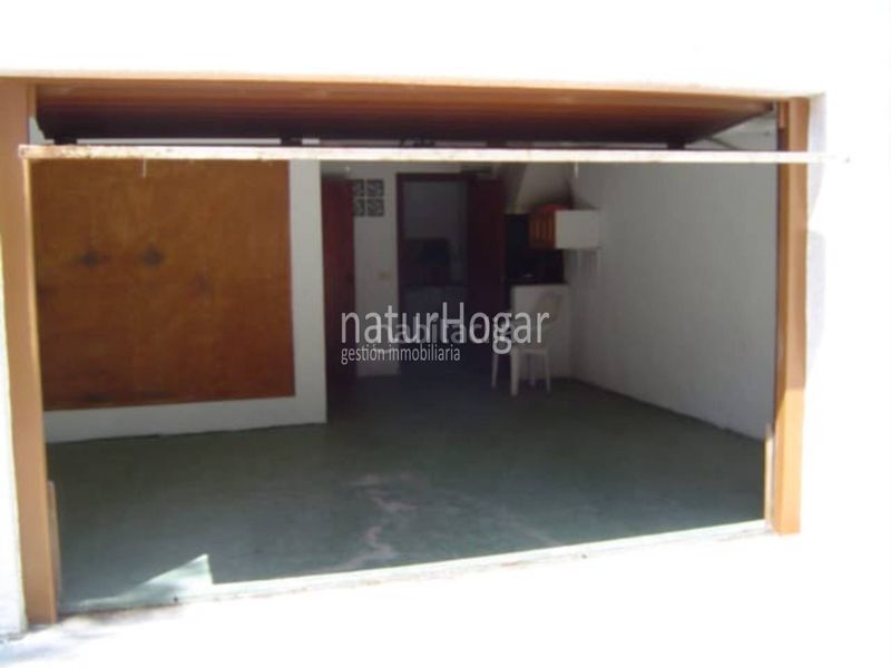 Foto 0d9d3464-ffd6-4d5a-bc9c-fe35a9c0689e. Casa adossada amb aparcament piscina a La Cañada Paterna