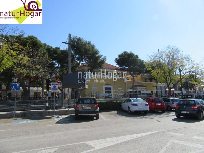 Foto 4d85a8c6-fc97-40ab-b6fc-b714ce96ea44. Aparcament cotxe a La Cañada Paterna