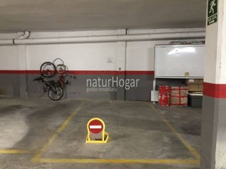 Parking coche  Plaza puerta del sol. Garaje en venta en la canyada, paterna