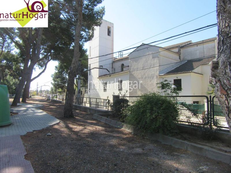 Foto c1fb65a7-cc70-41a0-aaca-a036a1ed3ed7. Local comercial alquiler de local comercial en La Cañada en Paterna