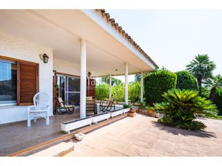 Chalet  Calle 600. Chalet en venta en la canyada  la cañada46182