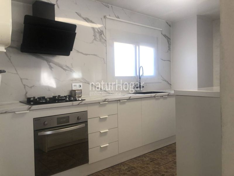 Foto e7c26489-4677-467a-b7db-f87f1ee6206a. Chalet casa en venta en la pobla de vallbona en Pla dels Aljubs Pobla de Vallbona (la)