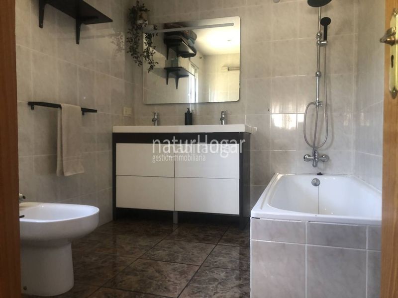 Foto f0e7c336-4a46-4ae6-bbec-04d1d956d79e. Chalet casa en venta en la pobla de vallbona en Pla dels Aljubs Pobla de Vallbona (la)