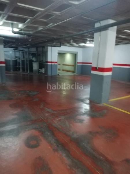 Foto b98e9e1c-1713-4d5e-a838-edd8acd96075. Car parking in Juan Carlos I Murcia