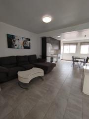 Etagenwohnung in Santa Eulalia