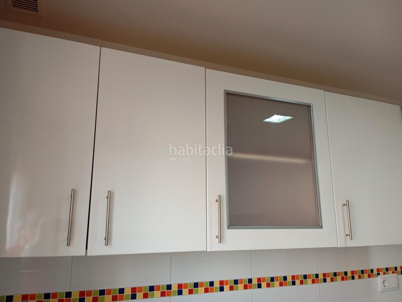 Foto 2c6b614b-77c5-46b3-9ca5-93f2cd96e725. Etagenwohnung mit parking in Juan Carlos I Murcia