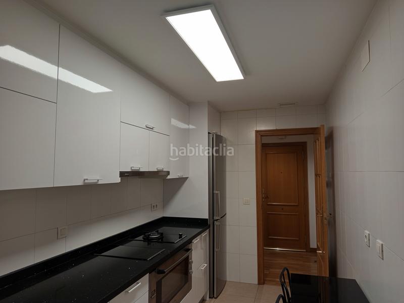 Foto ea751c6f-7009-4d40-9194-ded89d0bc7ec. Appartamento con parcheggio in Juan de Borbón Murcia